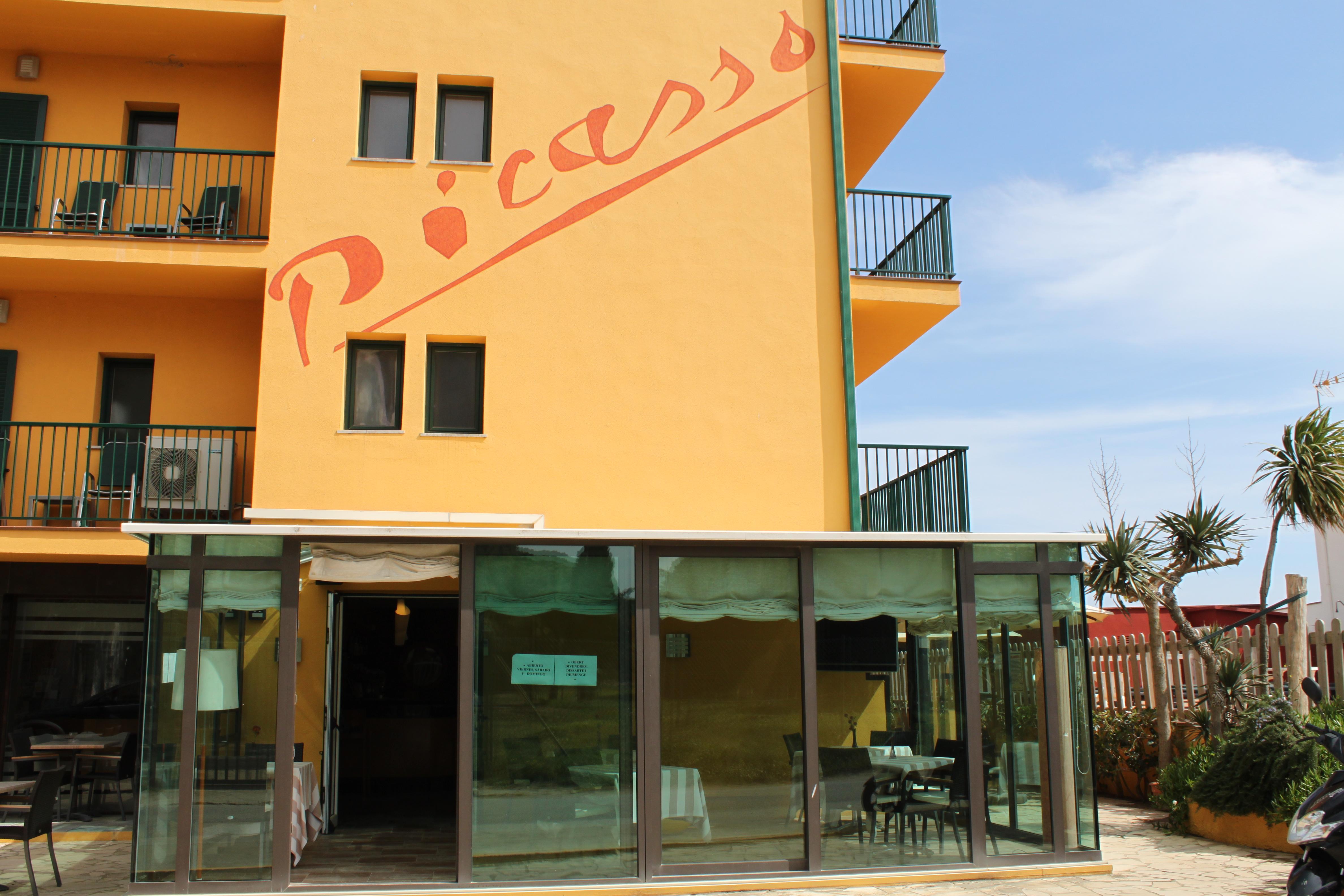 Hotel Picasso Торроэлья-де-Монгри Экстерьер фото